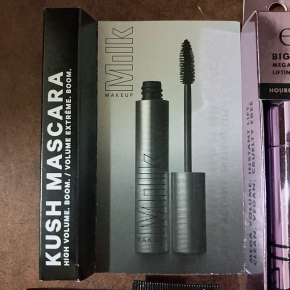 50 items- Makeup Lot- Various Makeup💄 - Picture 16 of 16